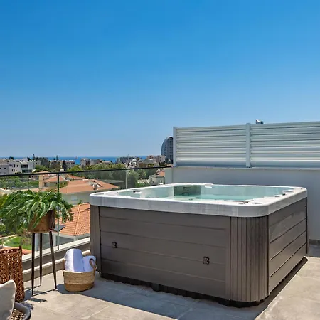 Sanders Evolution 2 Апартаменты *